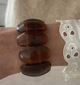 Brazaletes de resina epoxi de moda con flores reales, piedras y brillo incrustados para joyería de moda artística hecha a mano - Product Image 5