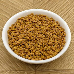 Semillas de fenogreco a granel, calidad premium, especias aromáticas limpias, ricas en nutrientes, adecuadas para la producción de alimentos y mezclas de condimentos - Product Image 1