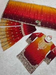 Hermoso diseñador Salwar Kameez en ropa de fiesta de tela de Chinon pesado con secuencia de codificación interna trabajo de perlas en el mismo color - Product Image 6