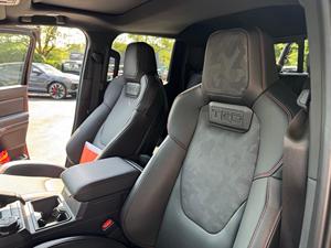 2024 toyot @ takoma t r D <span class=keywords><strong>Pro</strong></span> taxi đôi 4x4 8 xi lanh AWD da SUV - Product Image 2