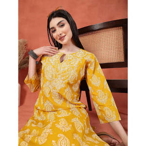 Haut pour femme en popeline de coton respirante, coupe droite, imprimé floral cachemire, col en V, broderie au fil, taille XL - Product Image 6