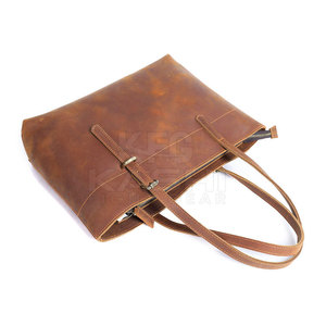 Sac à main bandoulière en cuir véritable pour femme, design pratique, finition premium, grande capacité, fermeture éclair souple, idéal pour le bureau et le quotidien - Product Image 4