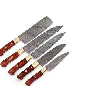 Ensemble de couteaux de chef professionnels de qualité supérieure en acier Damas fabriqués à la main pour les experts de la cuisine Ensemble ambidextre de cinq pièces avec une grande durabilité - Product Image 5