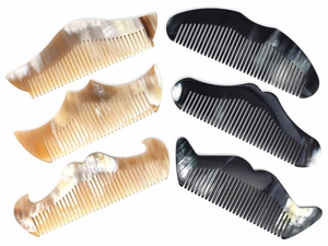 Cómodo diseño de Peine de cuerno de búfalo para salón y hogar, peine de cuerno blanco y negro usado, artesanías - Product Image 1