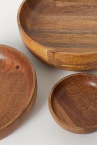 Platos de madera natural seguros hechos a mano con tacto artístico en madera de mango y acacia para platos de pastel y comidas diarias - Product Image 2