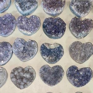 Aura thạch anh tím trái tim nhỏ chạm khắc pha lê Rose Quartz đánh bóng khắc quà tặng cho những người yêu thích có kích thước nhỏ nhà khác pha lê thủ công mỹ nghệ - Product Image 2