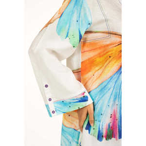 เสื้อเชิ้ตผู้หญิงสีขาวนวล ผ้าวิสโคส ลายแจ็คการ์ด พิมพ์ลายดอกไม้ ดีไซน์ลายดอกไม้ทันสมัย - Product Image 5