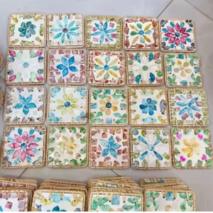 Ensemble de sous-verres en laque de rotin fait à la main Meilleure vente Style de fleur en osier pour hôtels et restaurants Fabriqué au Vietnam - Product Image 2