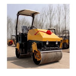 Rouleau vibratoire à double roue en acier d'occasion efficace Bomag, rouleau compacteur routier miniature d'occasion original - Product Image 2