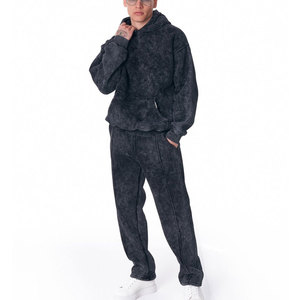 Conjunto Deportivo Cómodo con Lavado Ácido y Construcción Ligera para Looks Inspirados en la Moda - Product Image 1
