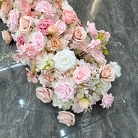 Vente en gros de chemins de table fleuris de 200 cm, chemin de table en fleurs artificielles rose poudré en soie pour la décoration de mariage