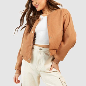 Chaqueta universitaria acolchada de invierno teñida de piel de oveja con logotipo bordado de chenilla personalizado para mujer de alta calidad OEM, ropa de calle de béisbol - Product Image 1