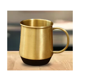 Taza de latón artesanal Taza de café de diseño elegante hecha por Indian Art Place a la venta con precio asequible - Product Image 2