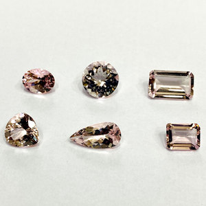 Pierre précieuse en vrac Morgonite de haute qualité taille libre et pierre précieuse rose pêche d'étalonnage pour la fabrication de bijoux certifiée IGI - Product Image 1