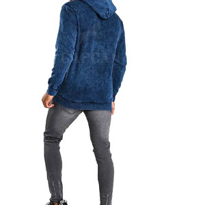 Sweat à capuche pour homme, personnalisé avec logo OEM, effet délavé, en molleton léger et confortable, technique de teinture unie et effet gonflé, idéal pour l'hiver - Product Image 2