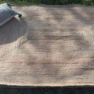 Tapis tissés à la main 100% tapis de travail en coton du Rajasthan dessins et modèles simples et parfaits pour les décorations de salon à la maison - Product Image 1