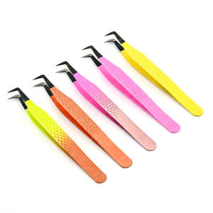 Pinzas de pestañas con punta de fibra de etiqueta privada, pinzas duraderas de extensión de pestañas postizas de 90 grados, pinzas de extensión de pestañas de volumen ruso - Product Image 1