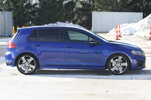Volkswagen Golf R 2016 Usado, Transmisión Manual de 6 Velocidades, Tracción en las Cuatro Ruedas, Color Azul Lapiz Metalizado, Sin Modificaciones - Product Image 3