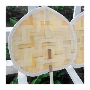 พัดลมใบไผ่ธรรมชาติแบบเวียดนามทำด้วยมือเป็นมิตรต่อสิ่งแวดล้อมของที่ระลึกงานแต่งงานแบบชนบทของขวัญสำหรับแขกและการตกแต่งกิจกรรมกลางแจ้งในฤดูร้อน - Product Image 4