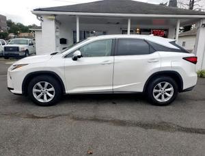 Lexus RX 350 AWD 2017 d'occasion en bon état – Ventes saisonnières de voitures d'occasion haut de gamme - Product Image 2