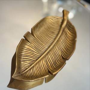 ถาดเสิร์ฟอลูมิเนียมหล่อตรงกลางพร้อมรูปแบบเกรดดีไซน์เนอร์และเส้นสายที่สวยงามสำหรับการรับประทานอาหารชั้นเลิศ - Product Image 2