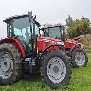 Entrega rápida Compre 4x4 Tractor compacto Massey Ferguson Comercialización diésel con un fuerte rendimiento del motor disponible - Product Image 2