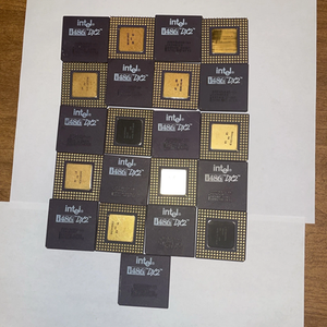 เศษเซรามิกซีพียูคุณภาพสูงที่ดีที่สุดสำหรับการรีไซเคิลทองคำจาก Pentium D Desktop RAM เมนบอร์ด ชิปประมวลผล พินเซรามิกแบบผสม - Product Image 1