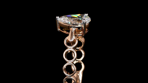 Anillo de Diamante Cultivado en Laboratorio con Corte Pera Solitario |   Joyería para Compromisos, Aniversarios y Eventos Especiales - Product Image 4