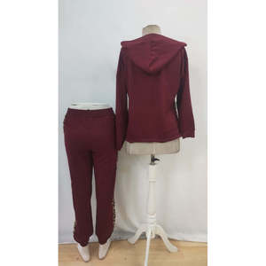 Ensemble deux pièces pour femme, chemisier et pantalon en viscose à deux fils, à manches longues, à capuche, avec détails imprimés léopard, 27997 - Bourgogne - Product Image 5