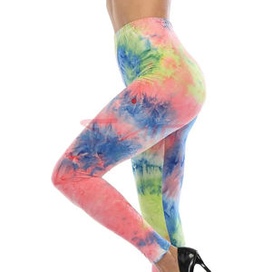 Mallas de sublimación cómodas de compresión de cintura alta Pantalones de yoga impresos con logotipo personalizado Ropa deportiva de punto con material cómodo - Product Image 5