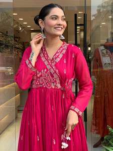 Traje Anarkali de Georgette Sintética de Calidad Extrema, Ropa India Premium con Bordado de Hilo y Lentejuelas, Conjunto de Vestido para Mujer para Fiesta, Precio al por Mayor - Product Image 5