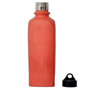 Bouteille d'argile distinctive avec apparence en couches Bouteille d'eau en terre cuite avec couches d'argile rouge et naturelle et conception de feuille gravée - Product Image 3