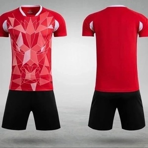 Venta al por mayor cómodo secado rápido poliéster fútbol Jersey conjunto logotipo personalizado nombre impresión adultos deportes uniformes para fútbol - Product Image 4