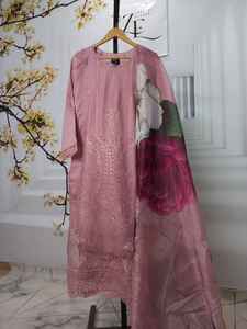 Robes pour femmes formelles ou décontractées avec taille et design personnalisés 2025 Nouveautés Salwar Kameez pour dames - Product Image 2