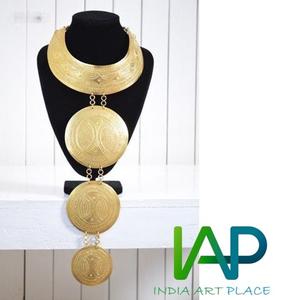 New Arrival Stylish Glass Beaded Necklace for Girls Unique Fashion Necklace Jewellery with Link Chain for Weddings and Parties - Product Image 5