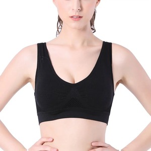 Ensemble de 3 soutiens-gorge de sport pour femmes, sans couture, respirant, léger, sans fil, avec coussinets amovibles, push-up, soutien élevé, grande taille 5XL-6XL - Product Image 2