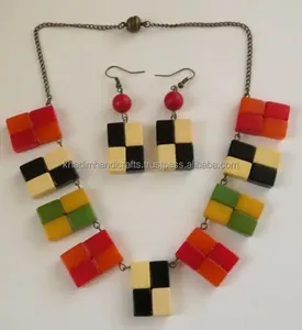 Encantador Collar corto para mujer con colgante de figura de estilo hada y diseño de resina artística, ideal para fiestas y regalos - Product Image 6