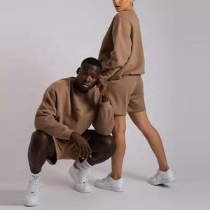 Ensemble de vêtements unisexe sweat-shirt à col ras du cou avec logo personnalisé pantalon de jogging vente en gros 100% coton polaire imprimé strass coupe-vent - Product Image 2