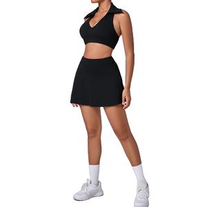 Conjunto de Falda y Camiseta Deportiva de Manga Corta con Cuello Redondo, Transpirable y de Secado Rápido para Mujer, Ideal para Tenis, Yoga y Uso Casual al Aire Libre - Product Image 1