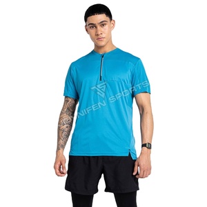 เสื้อยืดกีฬาคุณภาพสูงผ้าโพลีเอสเตอร์100% กระเป๋าหน้าอกคอโอโลโก้ที่กำหนดเองฉลากคอในกระเป๋า - Product Image 1