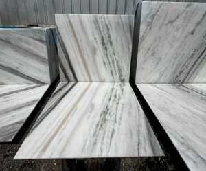 แผ่นหินอ่อนสีขาวแบบสุ่มขนาดเลือกได้หลากหลายแผ่นบันไดห้องโถงห้องครัวกลางแจ้งแบบสุ่มเลือกขนาดได้ - Product Image 1