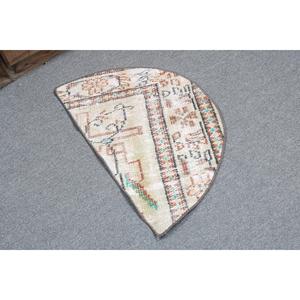 Vintage 2.5x1.5 ft Rug, Turkish Rug, <b>Brown</b> Polka dot Rug <b>Wool</b> - Product Image 2