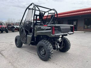 Vehículos Utilitarios Agrícolas Pioneer 520 UTV 4WD de 4 Tiempos con Certificación EPA y EEC - Product Image 2