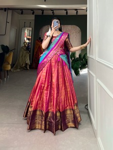 Lehenga choli โดย Fab Zone งานทอผ้าไหม kanjivaram - Product Image 2