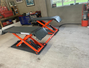 Elevador de tijera para autos con elevación hidráulica de cuatro cilindros a precio competitivo de exportación. - Product Image 5