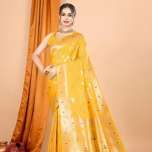 Auténtico Sari de seda Banarasi, venta al por mayor, saris indios tradicionales con bordado detallado y colores vibrantes - Product Image 1