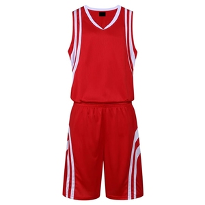 Ensemble d'uniformes de basket-ball sublimés personnalisés, maillots et shorts respirants avec broderie, options de taille plus disponibles - Product Image 3