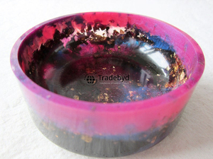 Tazón de resina hecho a mano con acabado de lujo ideal para espacios de vida elegantes y servicio Tradebyd - Product Image 2