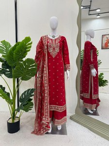 Avant et arrière les deux côtés travaillent la soie romaine avec un art intérieur inspiré de Paithani mélangé gamme Salwar Suit finement détaillée - Product Image 4