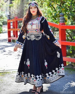 Vestido Kuchi afgano Vintage último 2024 hecho a mano Tribal tradicional bordado mujeres vestido de Festival Kuchi afgano cultura Pashtun - Product Image 4